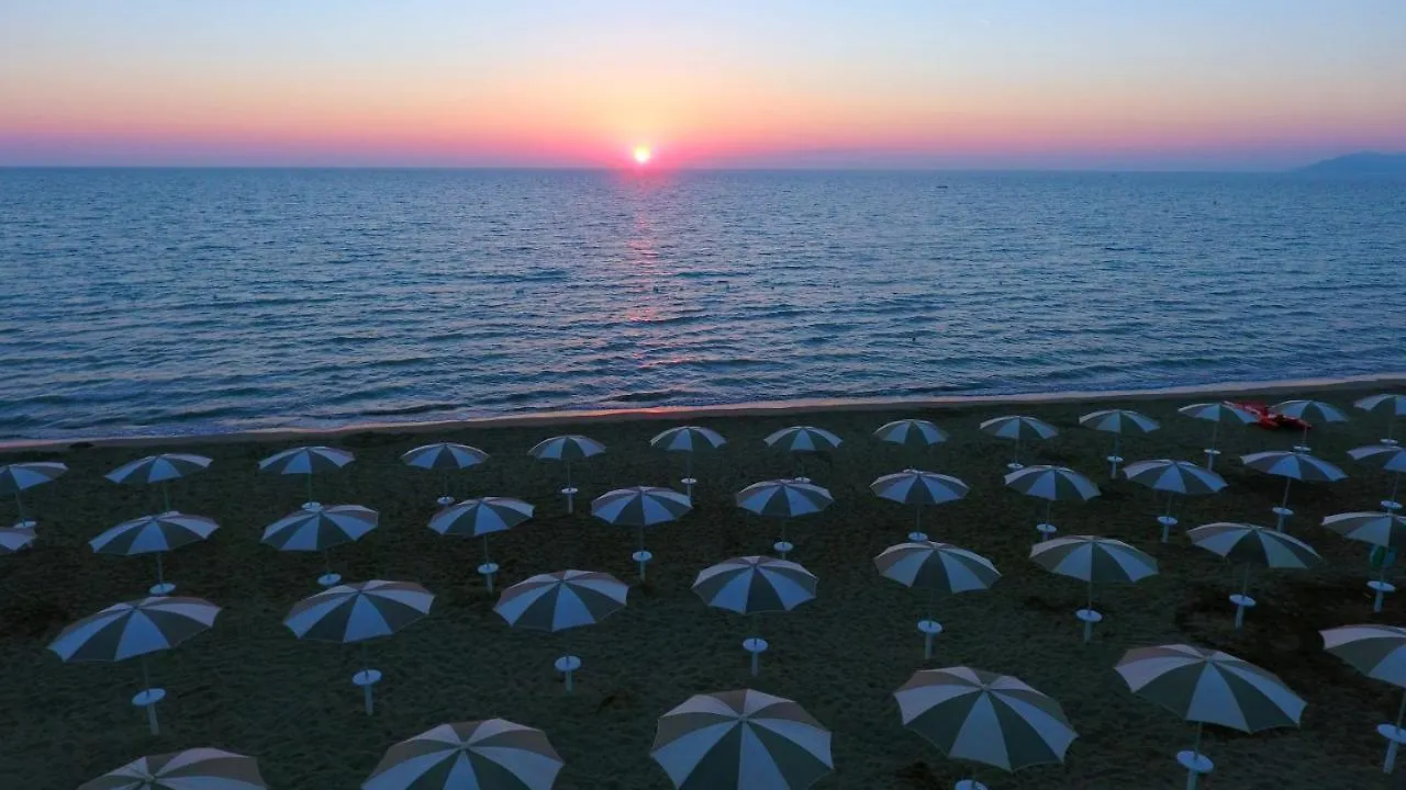 Hotel Club Del Sole Orbetello Family Collection